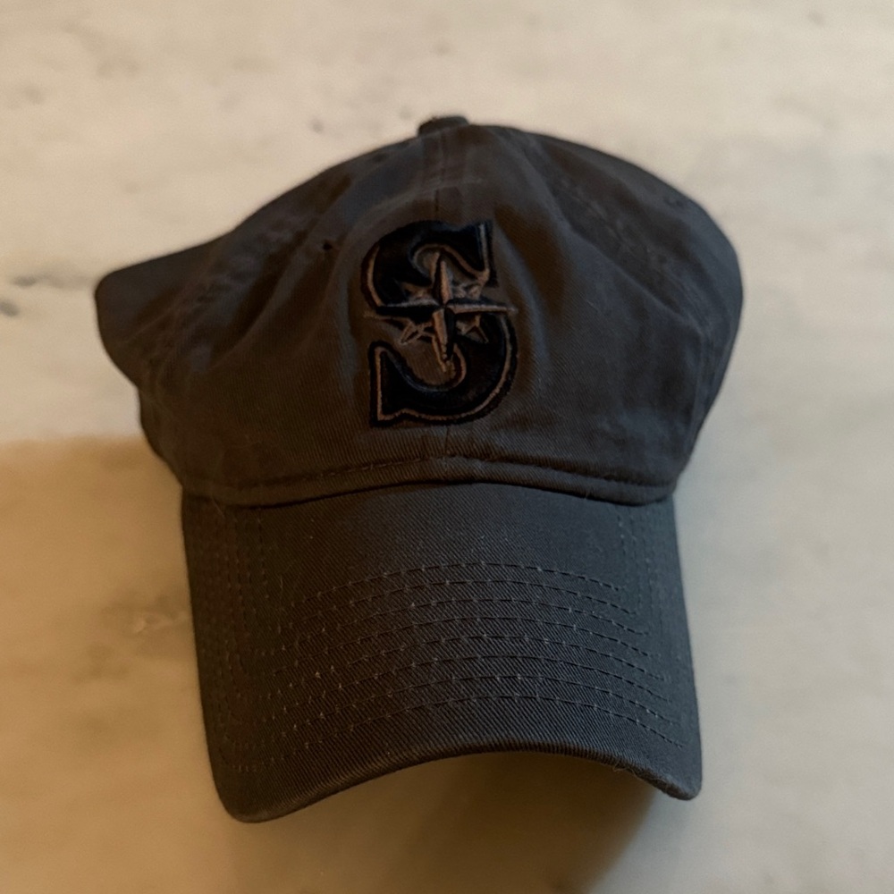 Stylish Gray Cap with Embroidered Logo